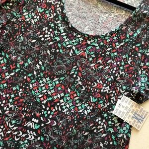 LuLaRoe Classic Tee